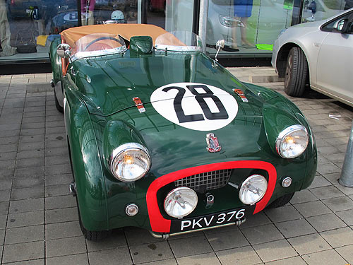 cover76_Triumph_TR2.jpg (59234 Byte)