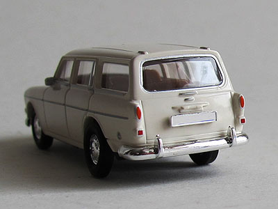 r207c_volvo_amazone_kombi.jpg (18810 Byte)