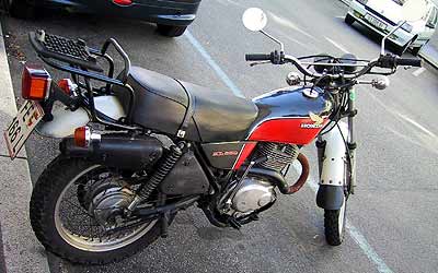 honda01.jpg (22314 Byte)