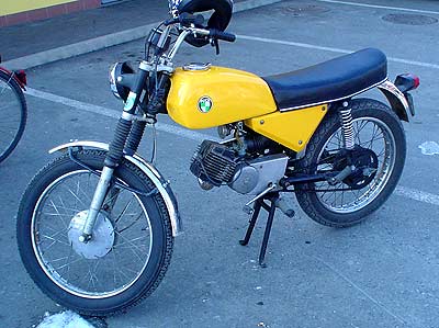 puch_m50_cross.jpg (29354 Byte)