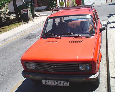 zastava_128.jpg (29008 Byte)