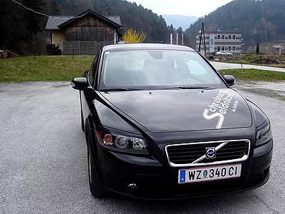 b394_volvo.jpg (27083 Byte)