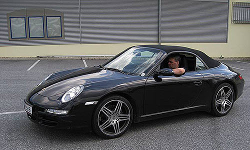 b435_porsche_911.jpg (46734 Byte)