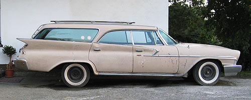 b439_chrysler.jpg (26953 Byte)