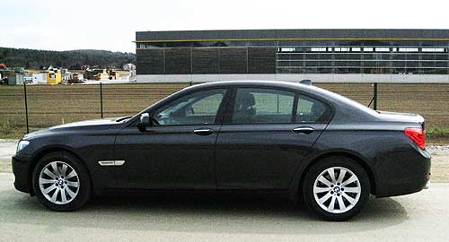 b449a_bmw_730d.jpg (22237 Byte)