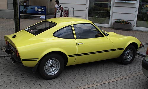 b466b_opel_gt.jpg (34707 Byte)