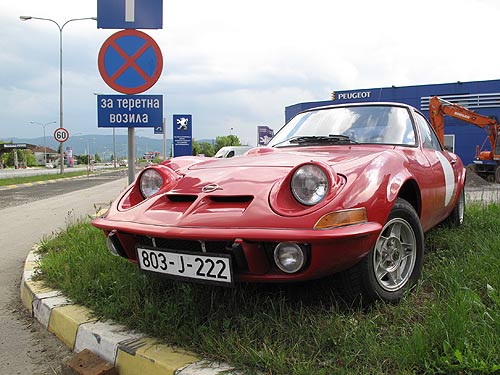 b466e_opel_gt.jpg (49242 Byte)