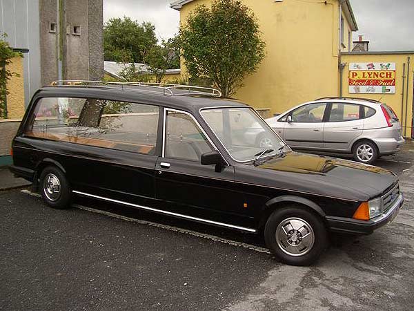 gall316_ford_granada_hearse.jpg (55761 Byte)