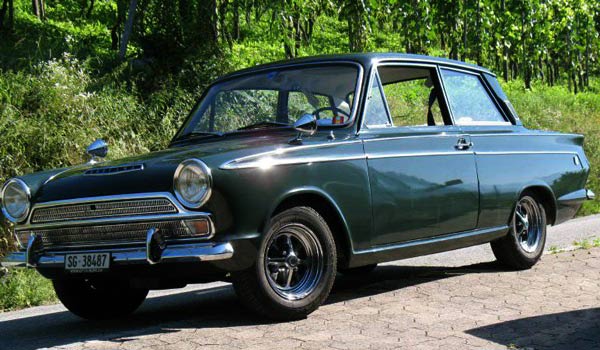 gast130_Cortina_GT.jpg (59947 Byte)