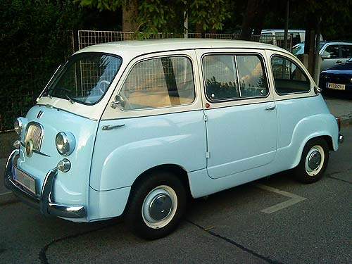 gast139b_fiat_multipla.jpg (38157 Byte)