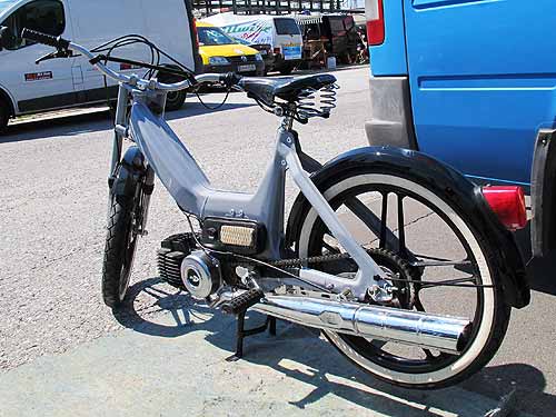 puch267b_maxi_n.jpg (38317 Byte)