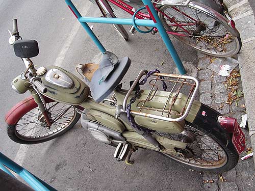 puch300a.jpg (51621 Byte)